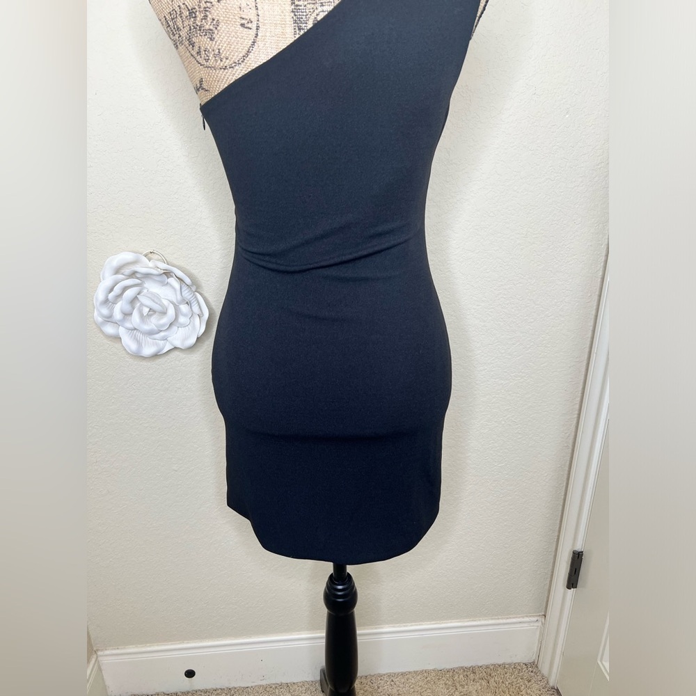 NTM: DO+BE One Shoulder Bodycon Cut Out w/ Metallic Chains Black Mini Dress Sz S - Picture 11 of 16
